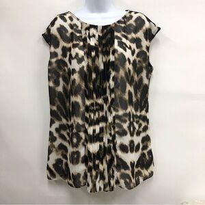 Worthington leopard print women’s size small, pleaded blouse